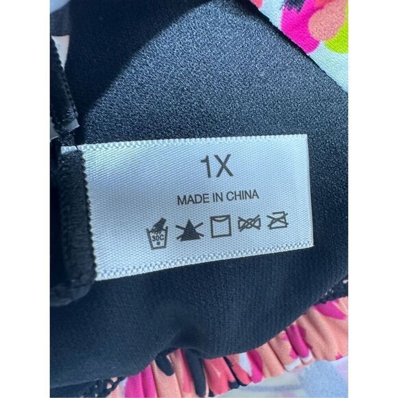 Decree Women's Bohemian Bikini Top Swimsuit Size 1X Floral Print Rushed - Picture 9 of 11